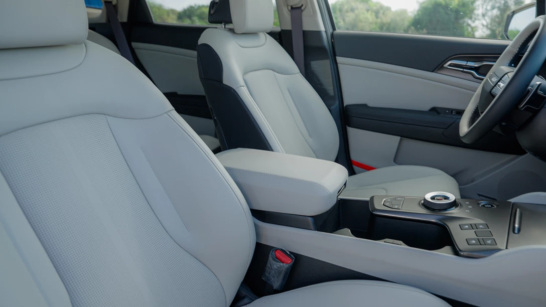 KIA Sportage (Facelift) 2025.02_18_52_06.Still328-min.jpg