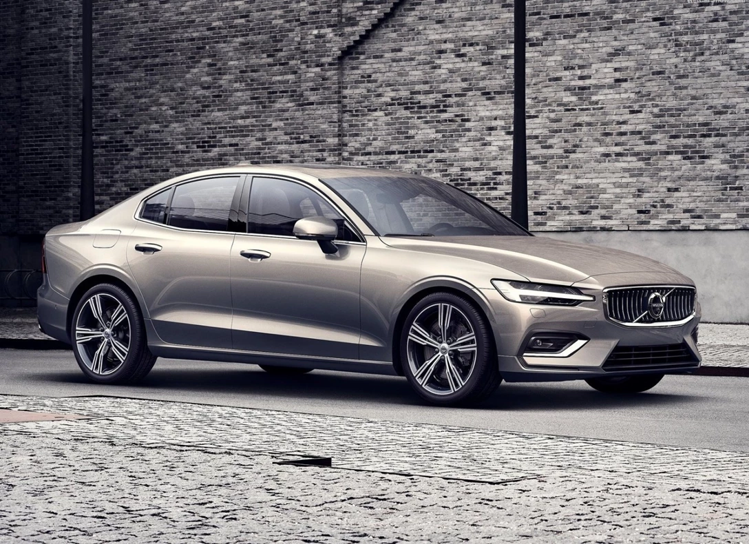 1617171-Volvo-S60-2019-02.jpg