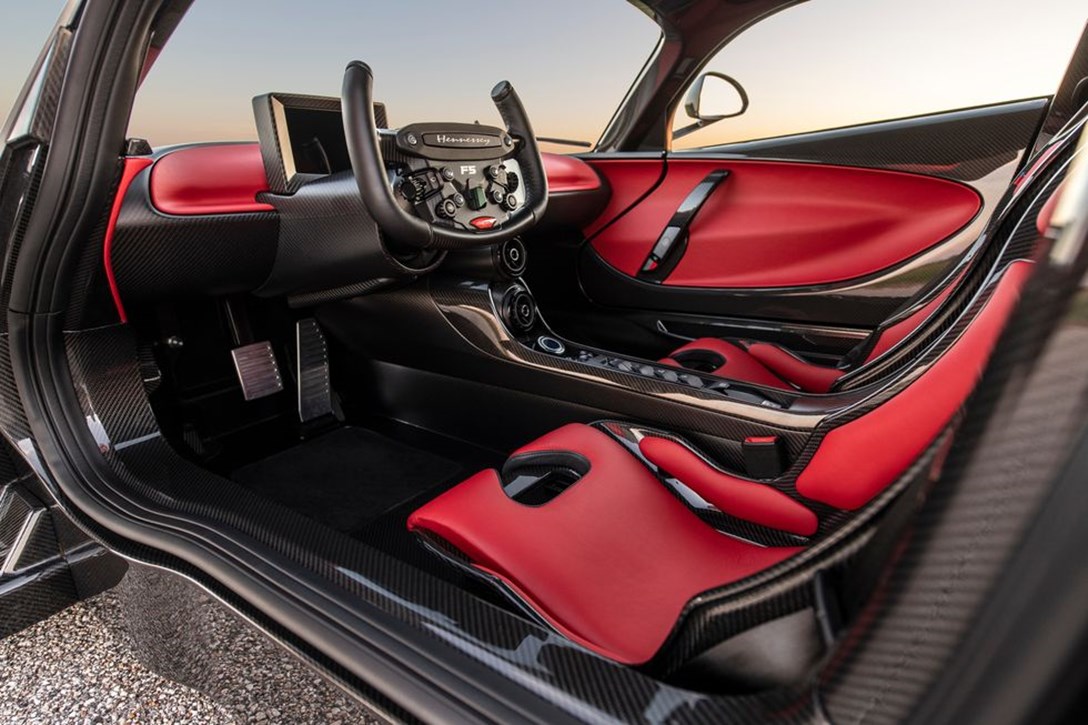 1675712-hennessey-venom-f5-revolution-coupe-22-1673213956.jpeg