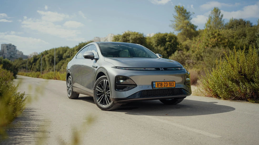 1701395-Xpeng G6 2024.00_48_58_11.Still026.jpg