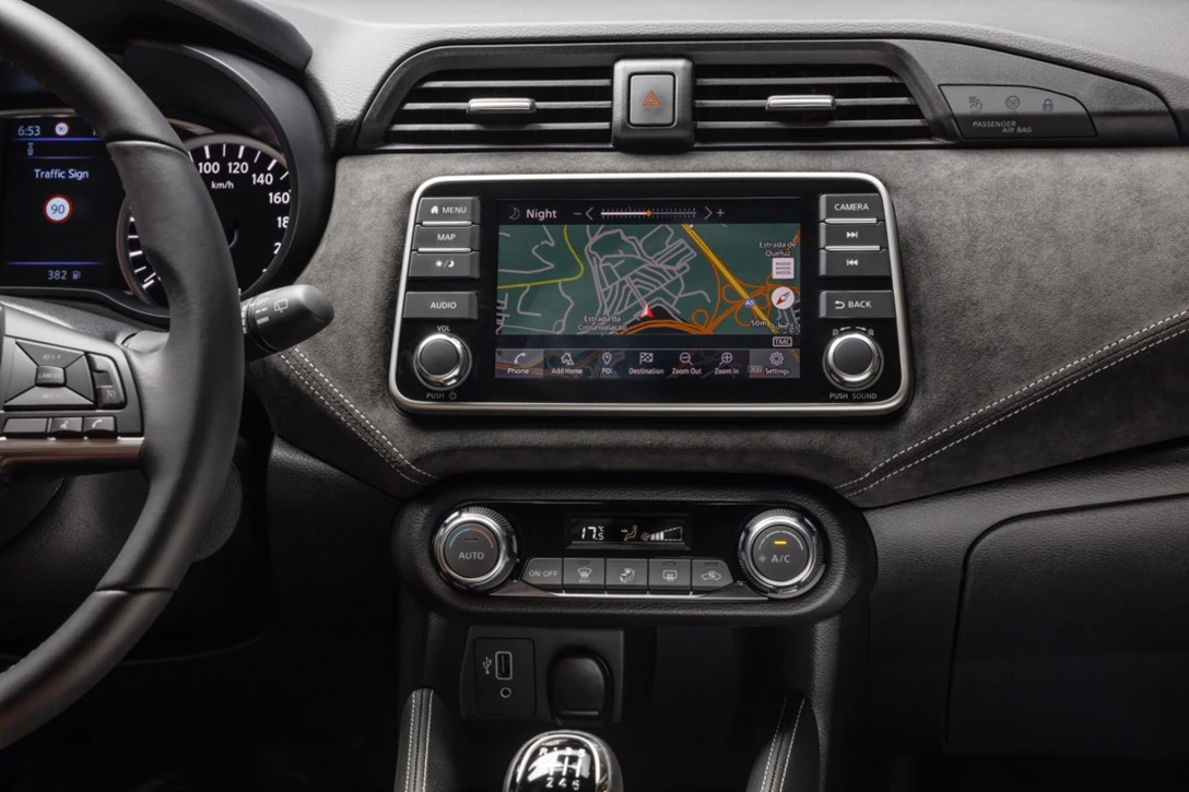 1610840-More Micra Live Event - White Micra N-Sport - Interior Details - NAvigation 4.jpg