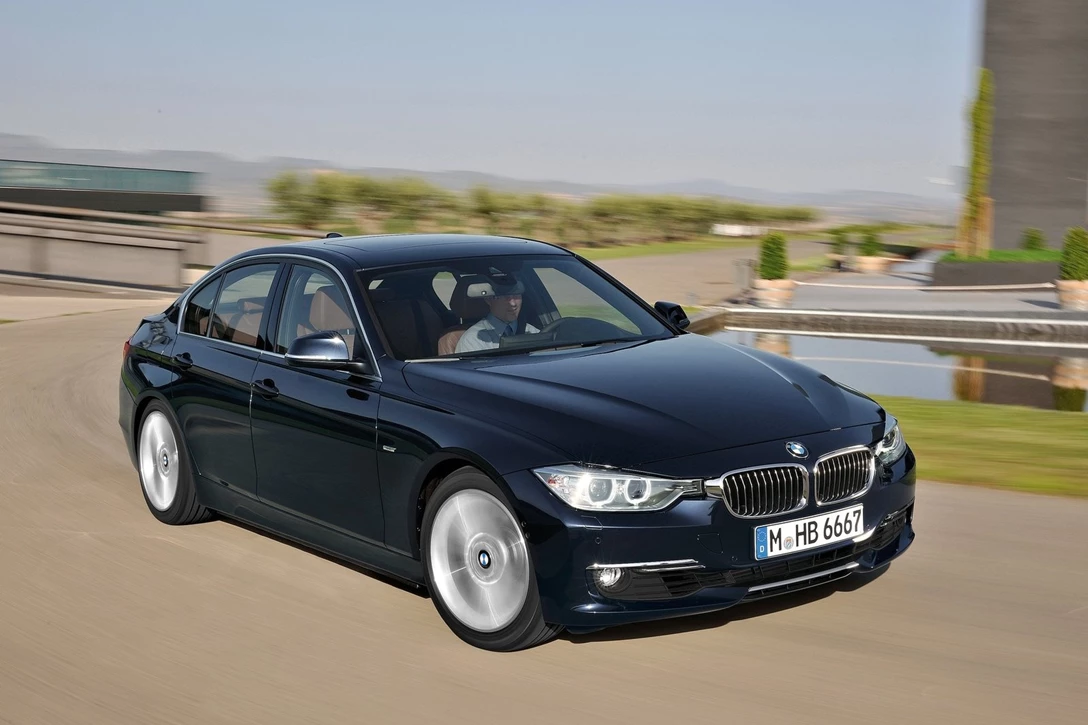 ב.מ.וו סדרה 3 2011