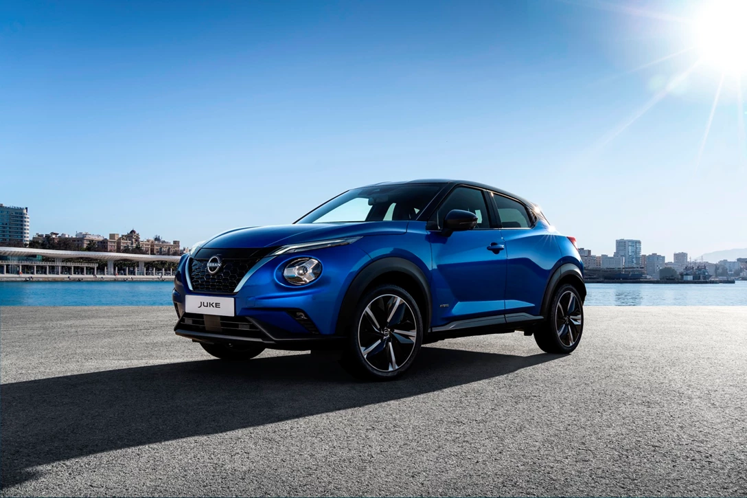 1657812-Nissan_Juke_Hybrid_BlueStatic_001.JPG.jpg