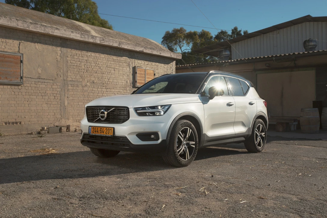 1597731-וולוו XC40 מבחן דרכים (11).jpg