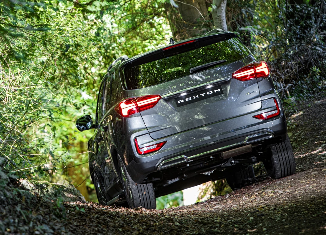 1695824-KGM-Rexton-2024-00.jpg