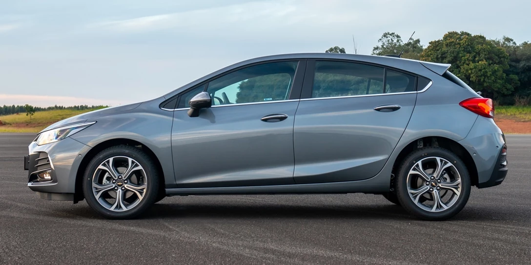 1645015-Chevrolet-cruze-2020 (10).jpg