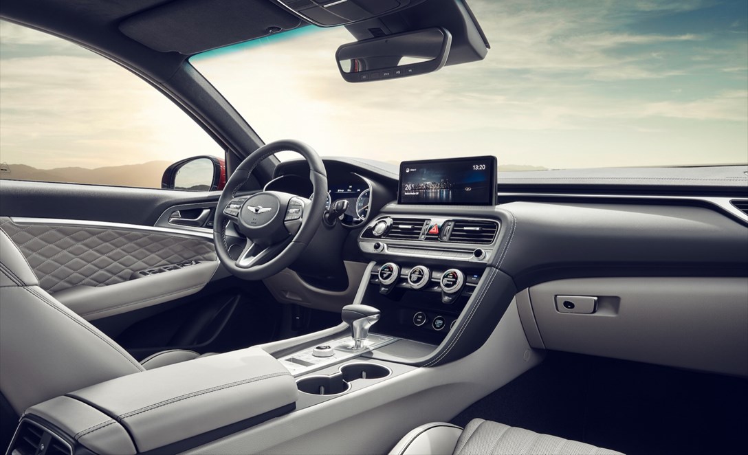 1644186-גנסיס G70 - 21.jpeg