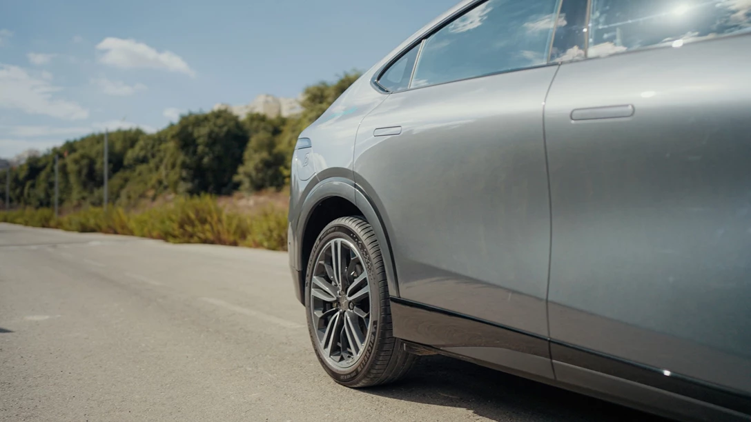 1701389-Xpeng G6 2024.00_52_29_09.Still029.jpg