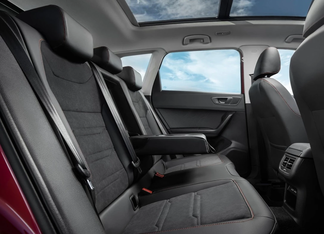 1639410-Seat-Ateca-2021-07.jpg