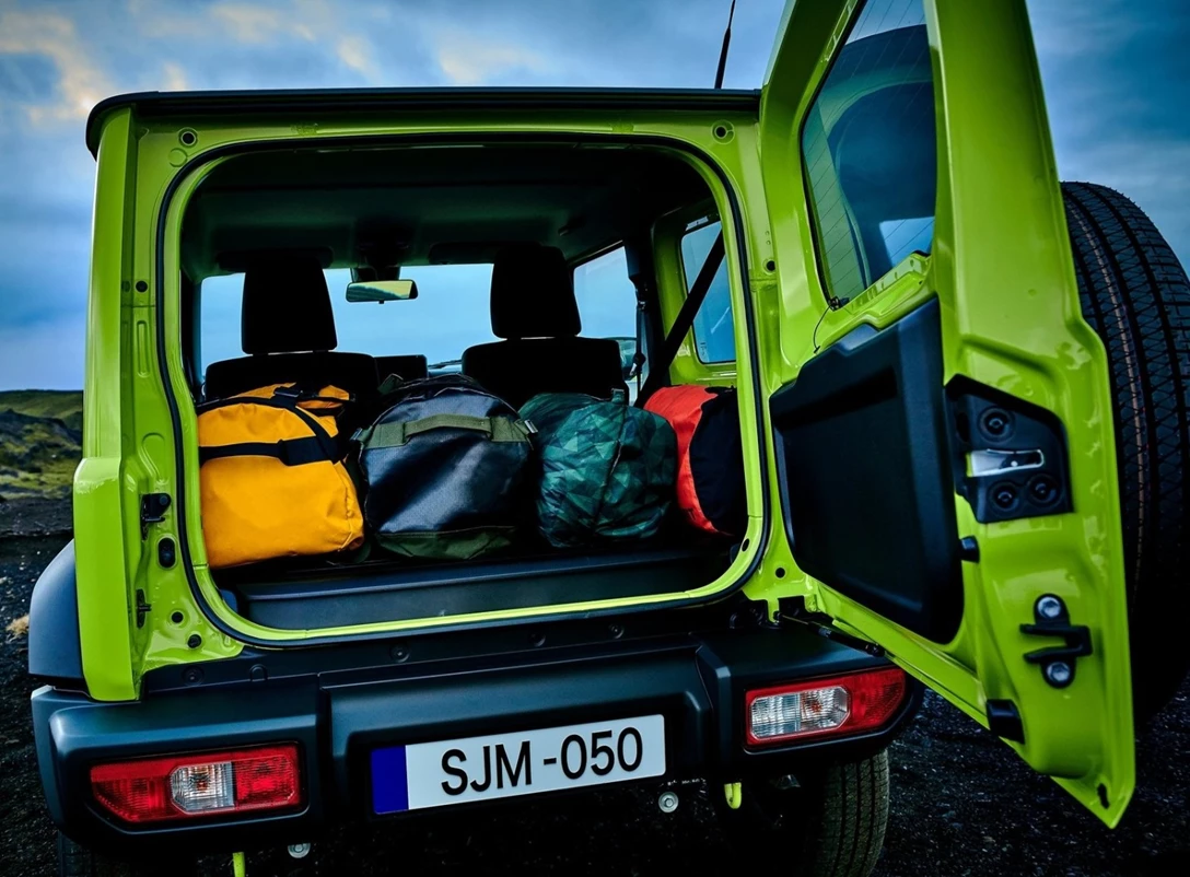 1644408-Suzuki-Jimny-2020-08.jpg