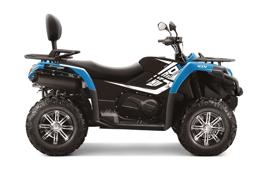 1590232-CFORCE 520L.JPG