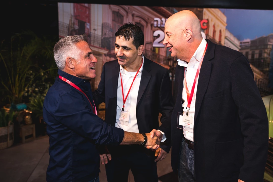 1611690-   (74 of 339).jpg