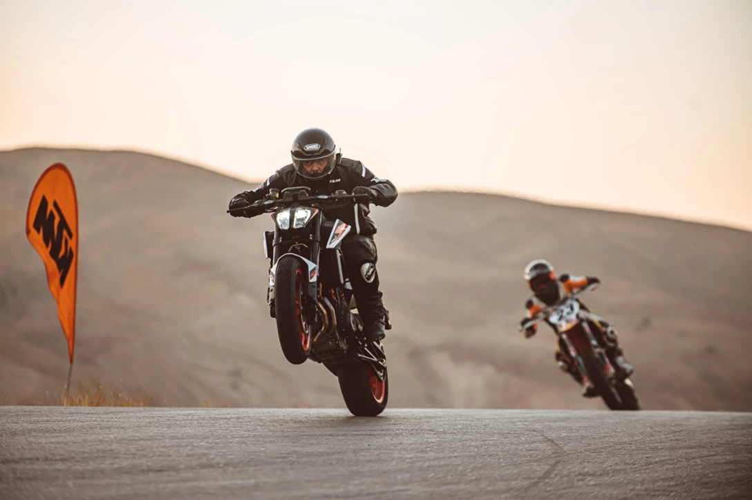 1634691-by benny doutsh (508).jpg