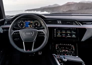 1681995-Audi-Q8_Sportback_e-tron_quattro-2023-05.jpg