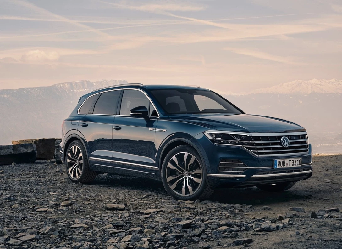 1643480-Volkswagen-Touareg-2019-03.jpg