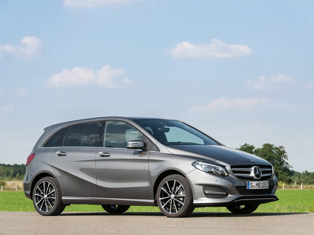 1590177-Mercedes-Benz-B-Class 1.jpg