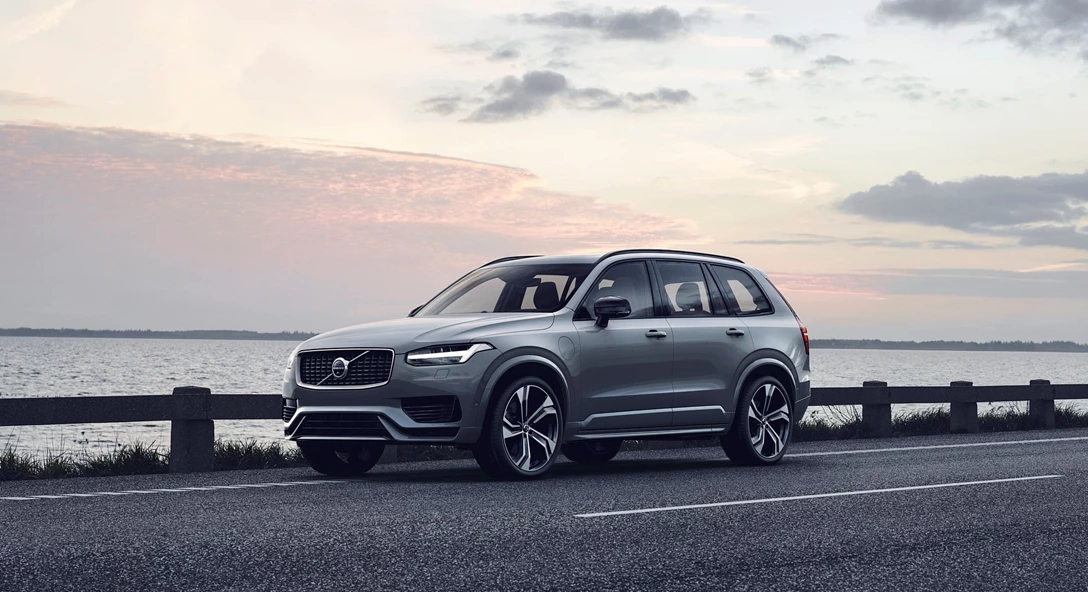 1656149-2020_volvo_xc90_1_1920x1080.jpg