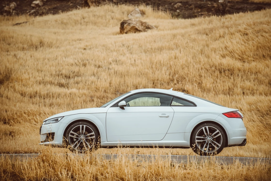 1601256-BY BENNY DOUTSH-13.jpg