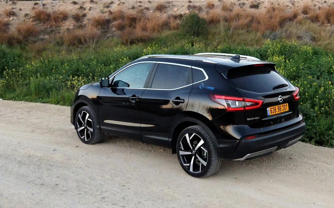 1612065-ניסאן קשקאי 1.3 ל' (7).JPG