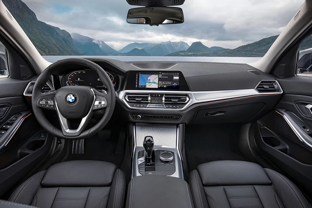 1604199-P90323733_highRes_the-all-new-bmw-3-se.jpg