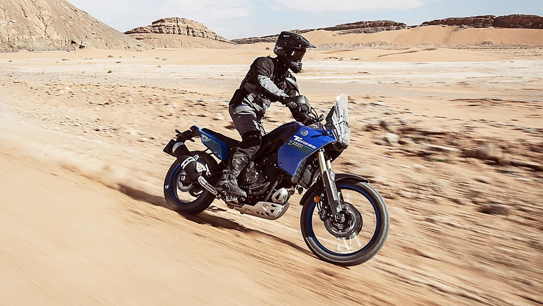 1682058-2023-Yamaha-XTZ700-EU-Icon_Blue-Action-006-03-min.jpg
