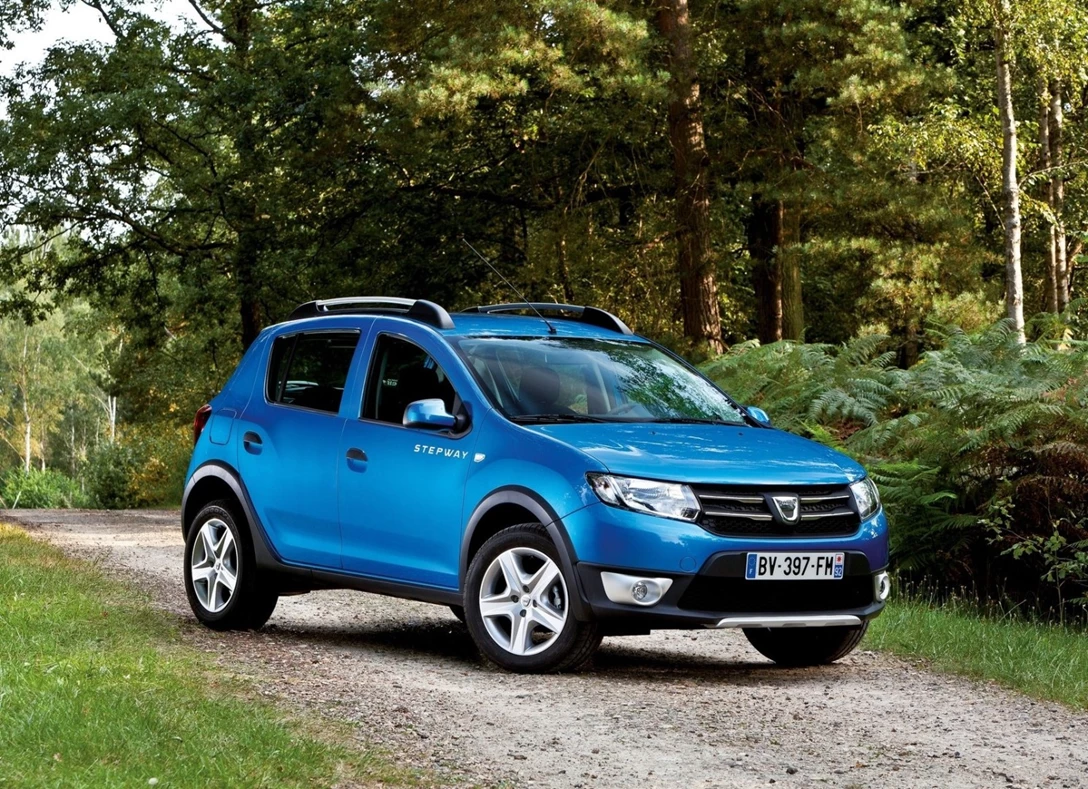 1650681-Dacia-Sandero-2017-01.jpg