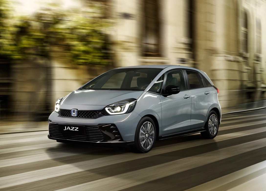 1694106-Honda-Jazz-2024-04.jpg