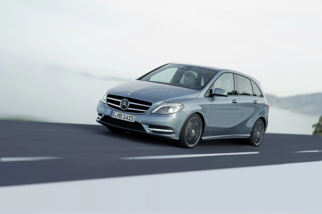 מאזדה 3 החדשה (סדאן)