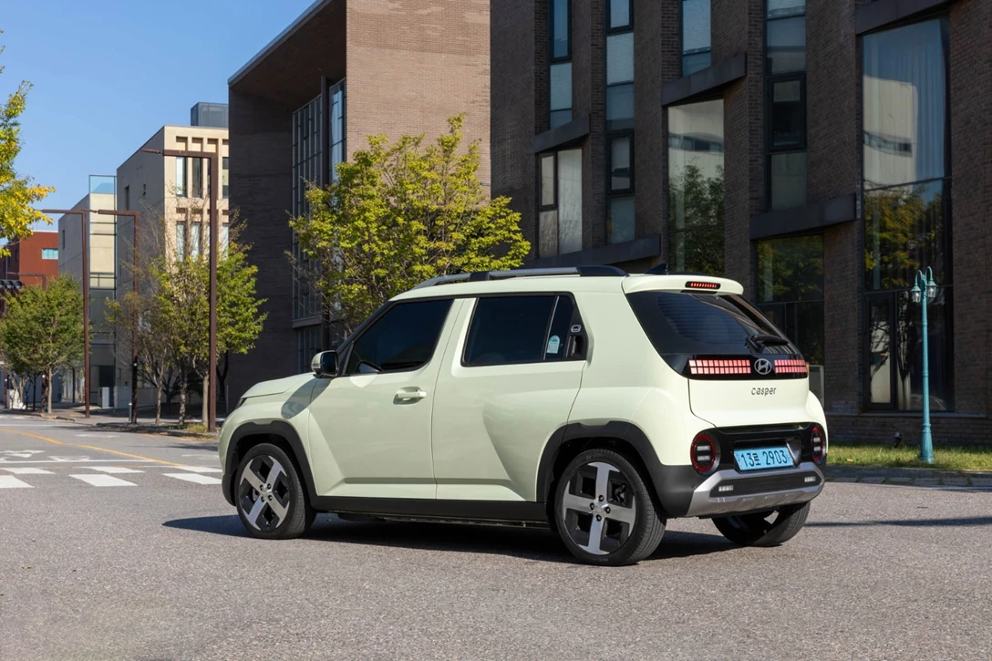 1703730-INSTER Static _12.jpg