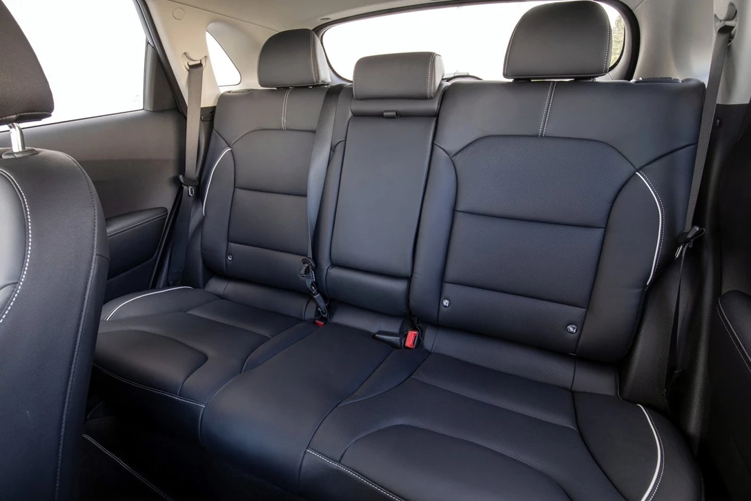 1620043-קיה נירו חשמלי (6).jpg