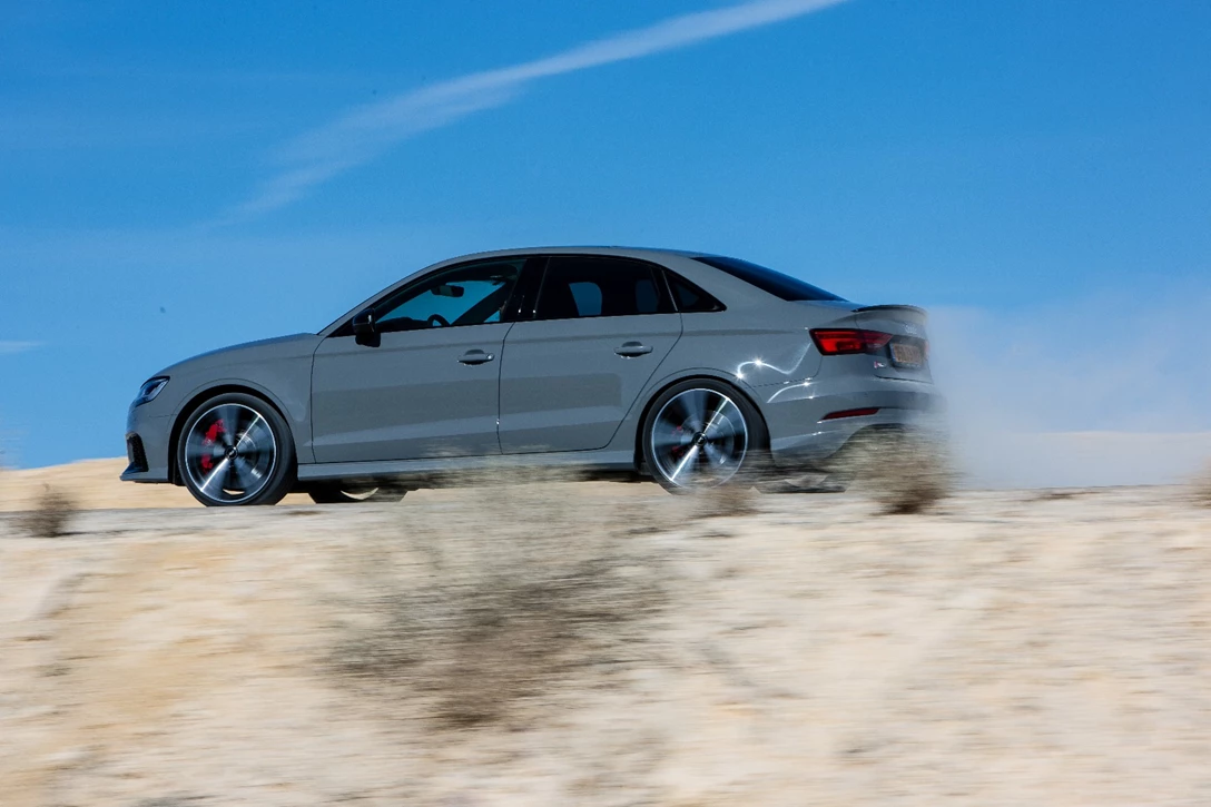 1593867-אודי RS3 מבחן דרכים (2).jpg