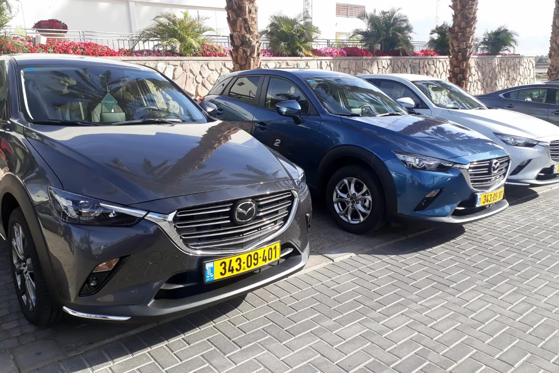 1609571-מאזדה 6 ו-בס-3 החדשים בישראל (2).jpg