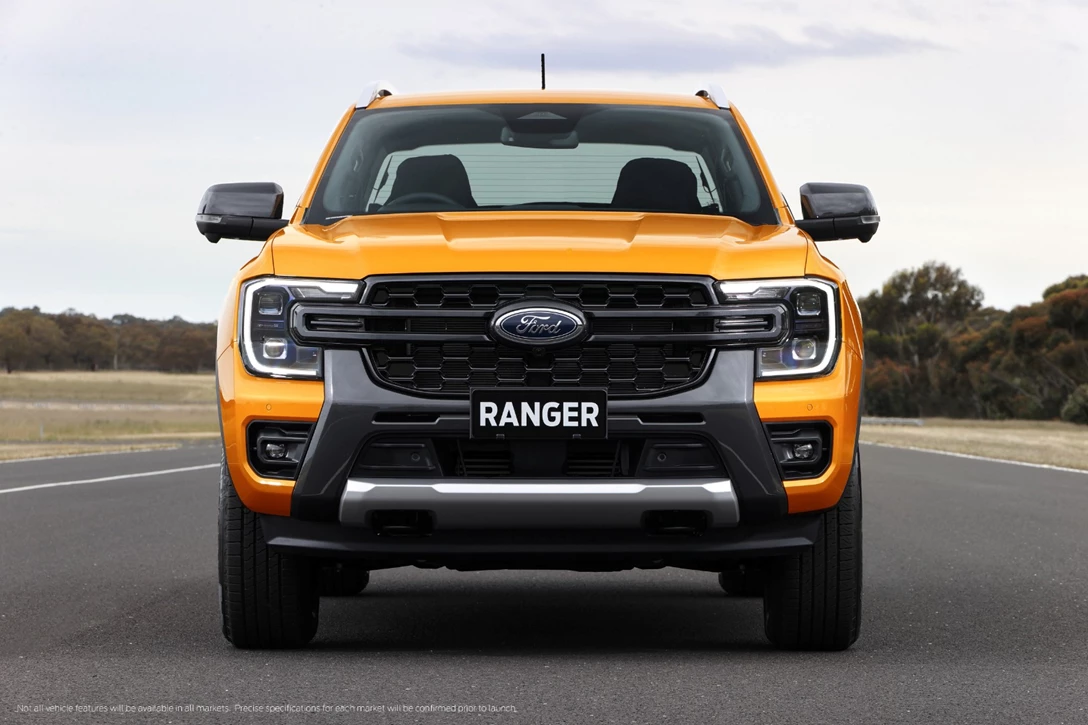 1653063-2022Ford_NextGenRanger_Wildtrak_headon_tarmac.jpg