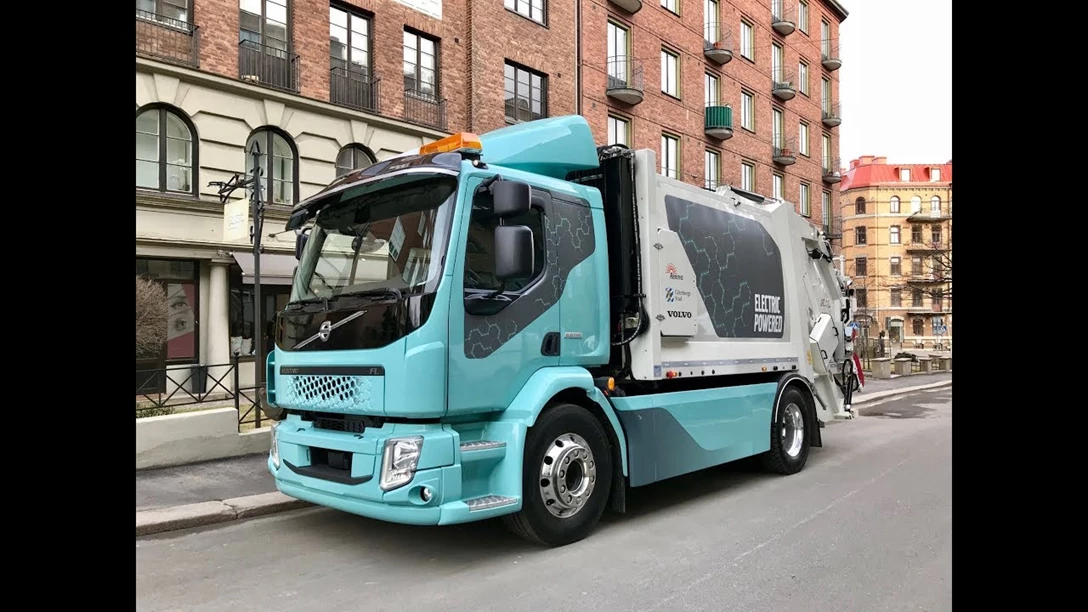 1625102-VOLVO FE.jpg