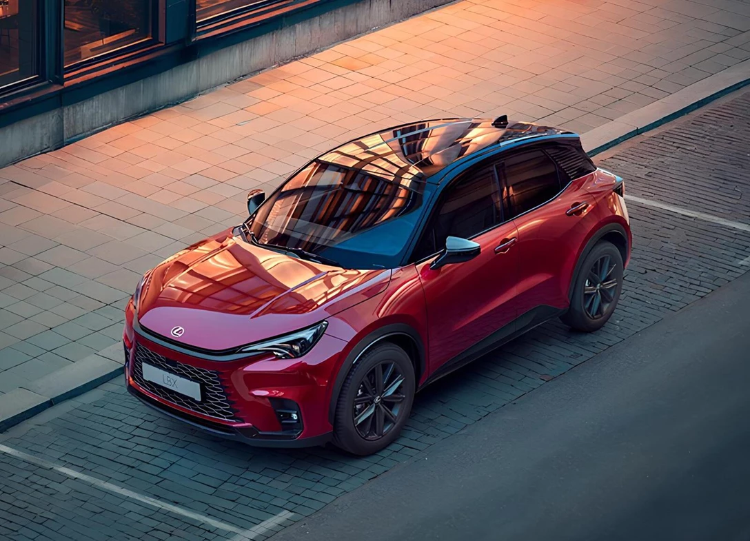 Lexus-LBX-Vibrant-Edition-2026-03.jpg