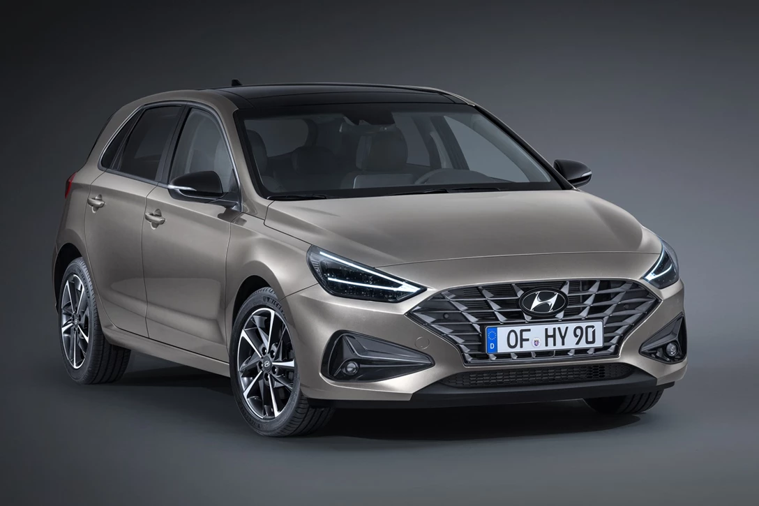 1630767-new Hyundai i30 and i30 N Line copy1.JPG