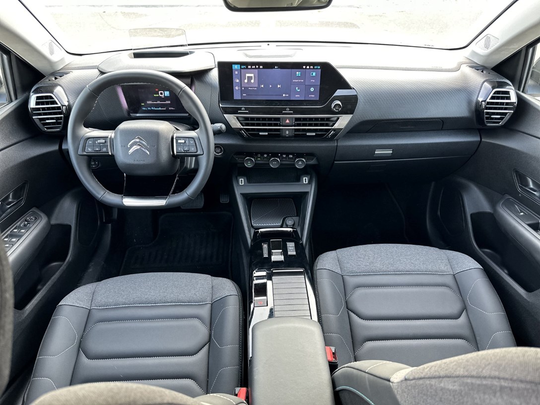 1683534-EC4X - 99-min.jpeg