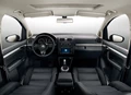 1690456-Volkswagen-Touran-2011-06.jpg