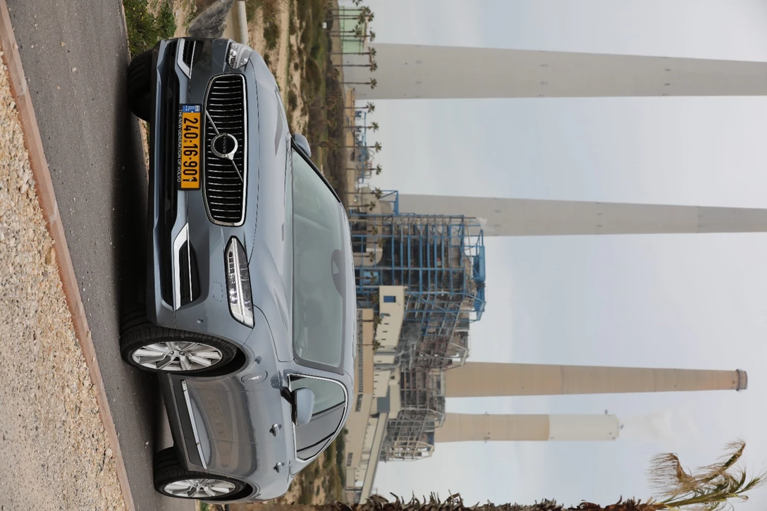 1597038-וולוו S90 T8 מבחן דרכים (2).jpg