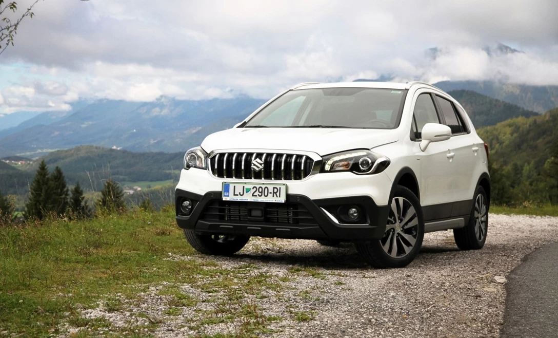 1649663-2016_suzuki sx4 s-cross_04.jpg