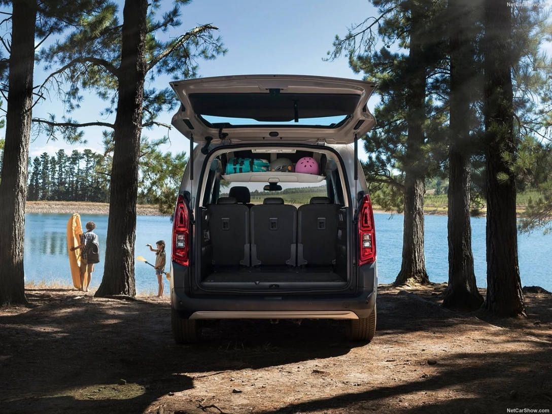 1591520-Citroen-Berlingo 8.jpg