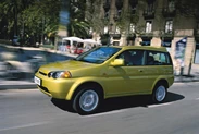 1606524-Honda-hrv-1999-2004-01.jpg