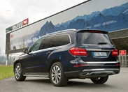 1669502-Mercedes-Benz-GLS-2018-03.jpg