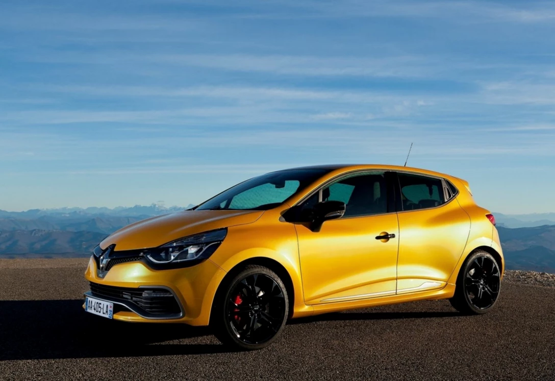 1653202-Renault-Clio_RS_200-2013-1600-02.jpg