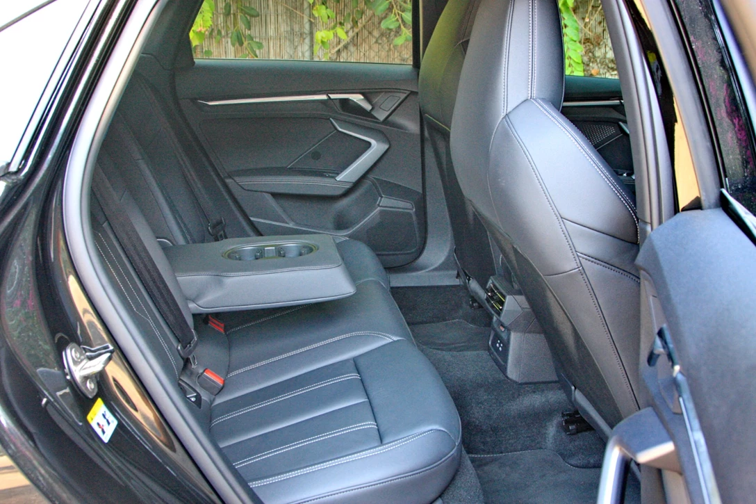 1702073-A3AUDI (12).JPG