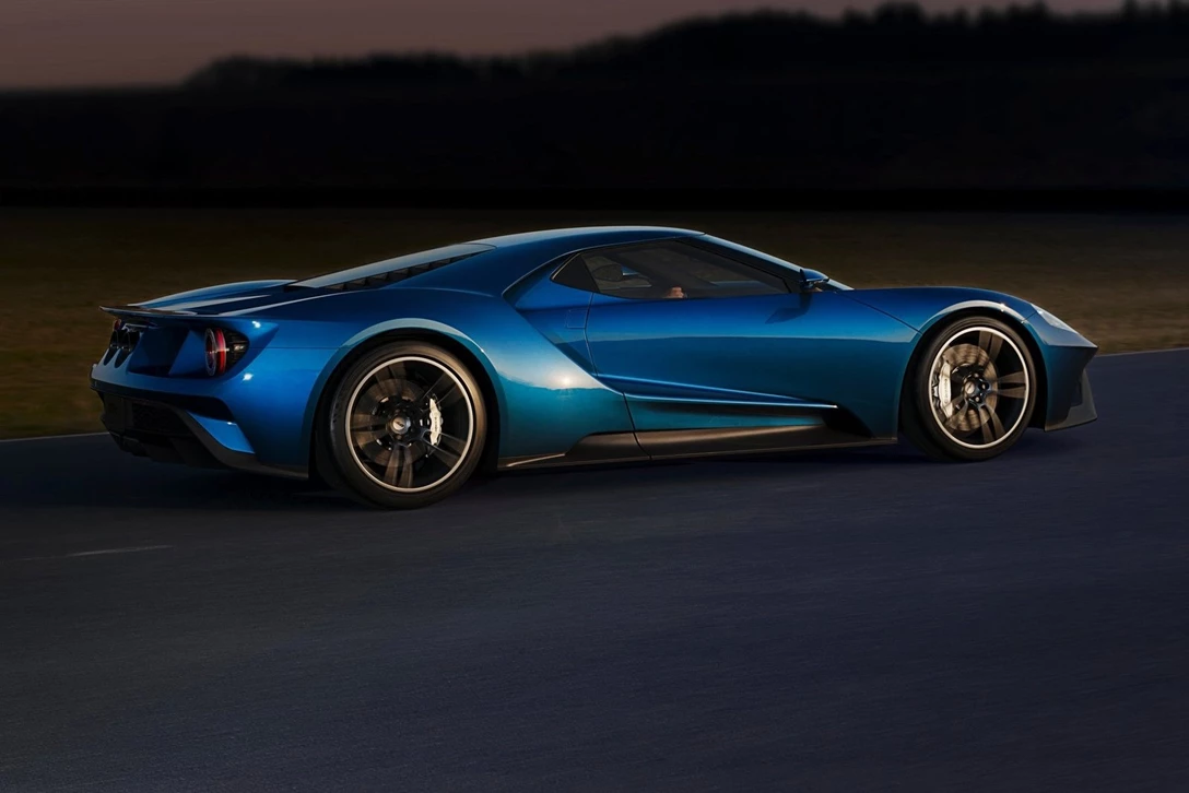 1582766-Ford-GT-2017-1600-13.jpg