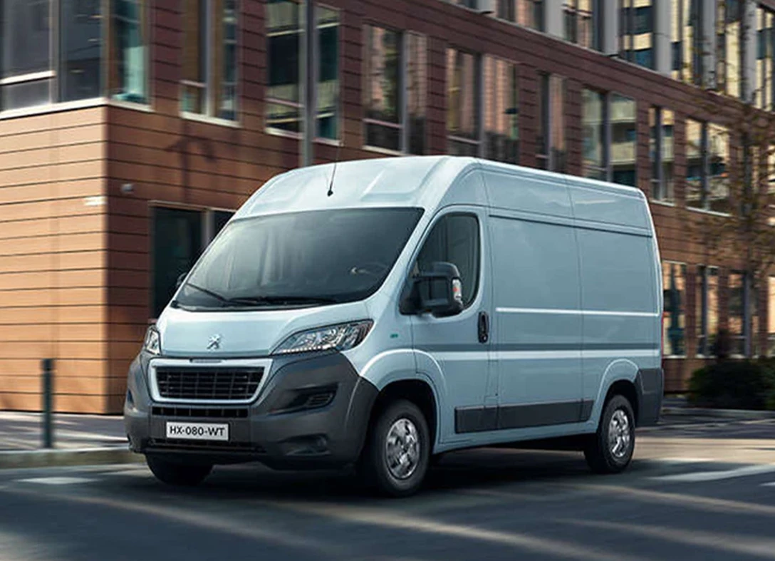 1650014-Peugeot-Boxer-2022-02.jpg
