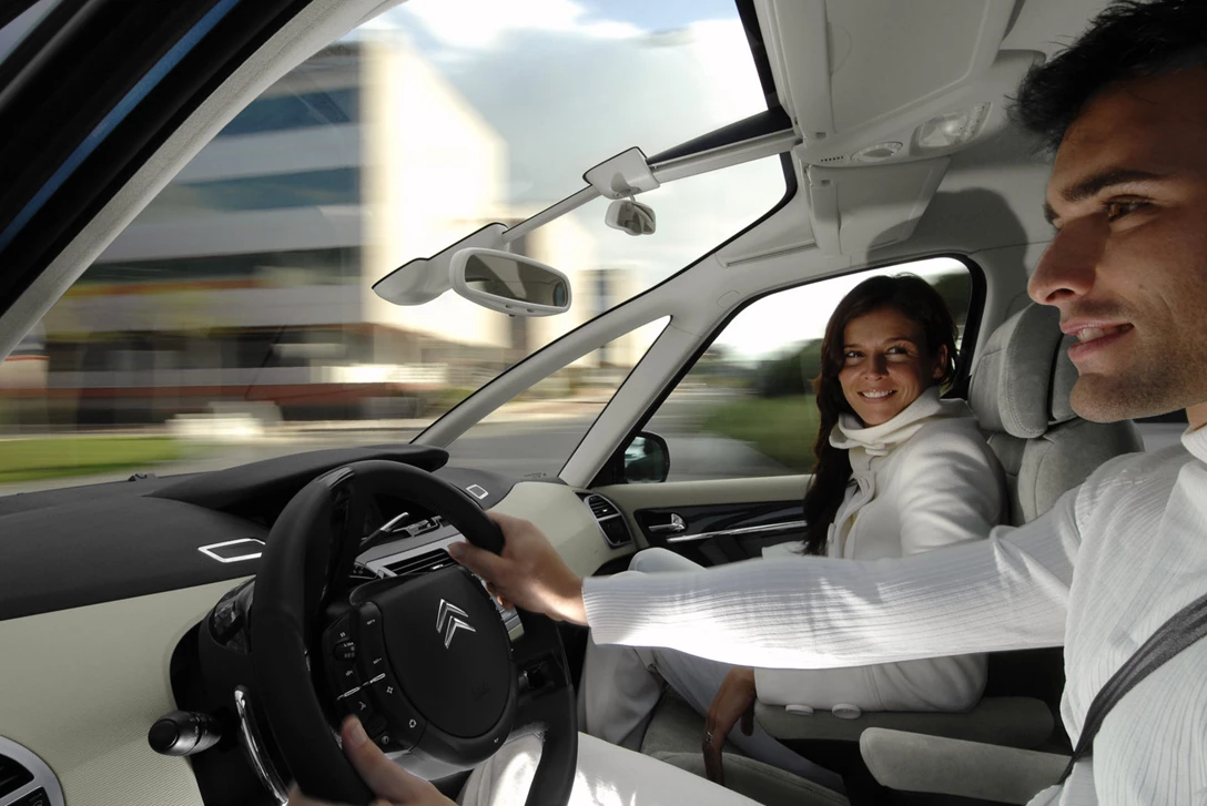 1632307-סיטרואן C4 פיקאסו (4).jpg