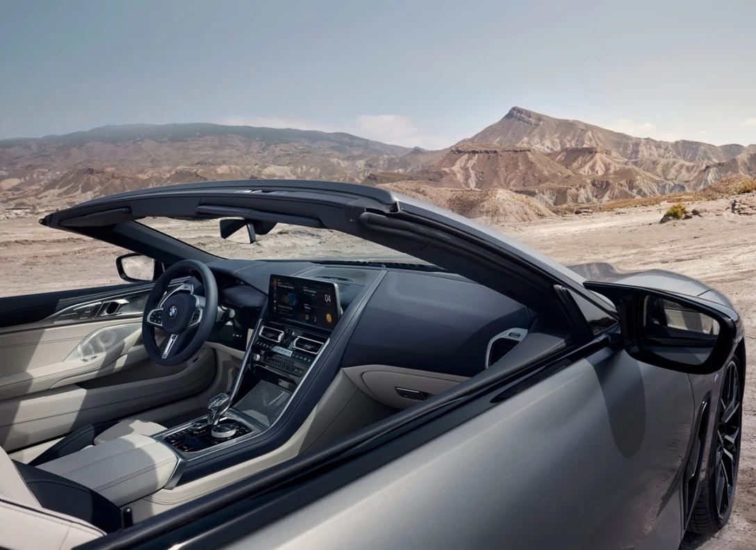 1663410-BMW-8-Series_Convertible-2022-03.jpg
