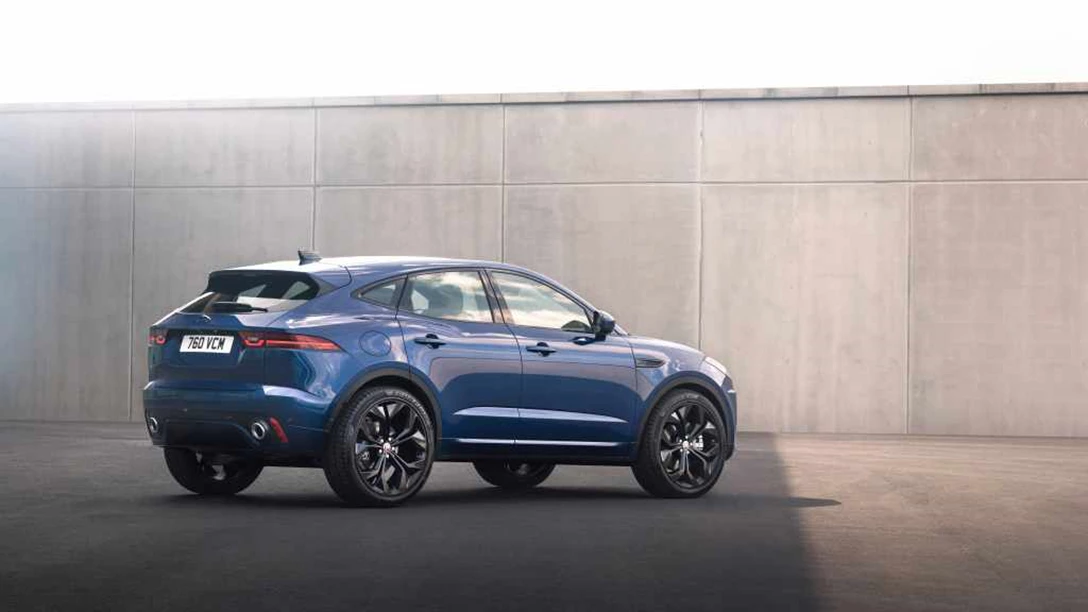1641523-Jag_E-PACE_21MY_Exterior_281020_005.jpg